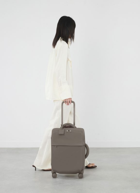 Sac à roulettes ou valise : que choisir ?